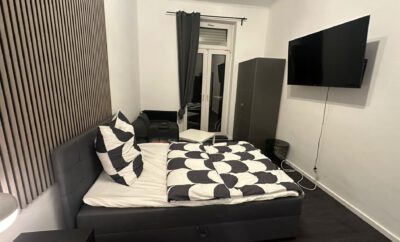 Zimmer New York (2.OG, 20qm, Balkon)