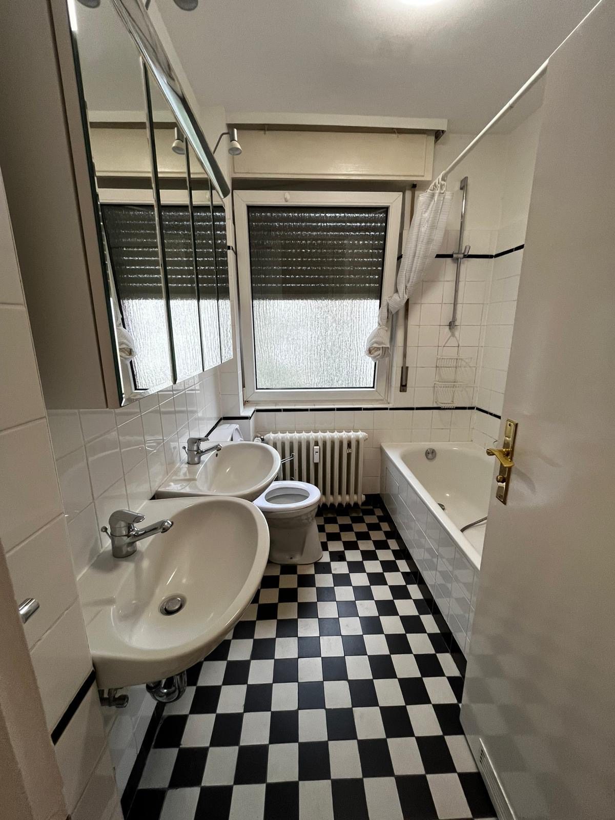 Zimmer Granada (2.OG, 1Zi, 18qm, Balkon)