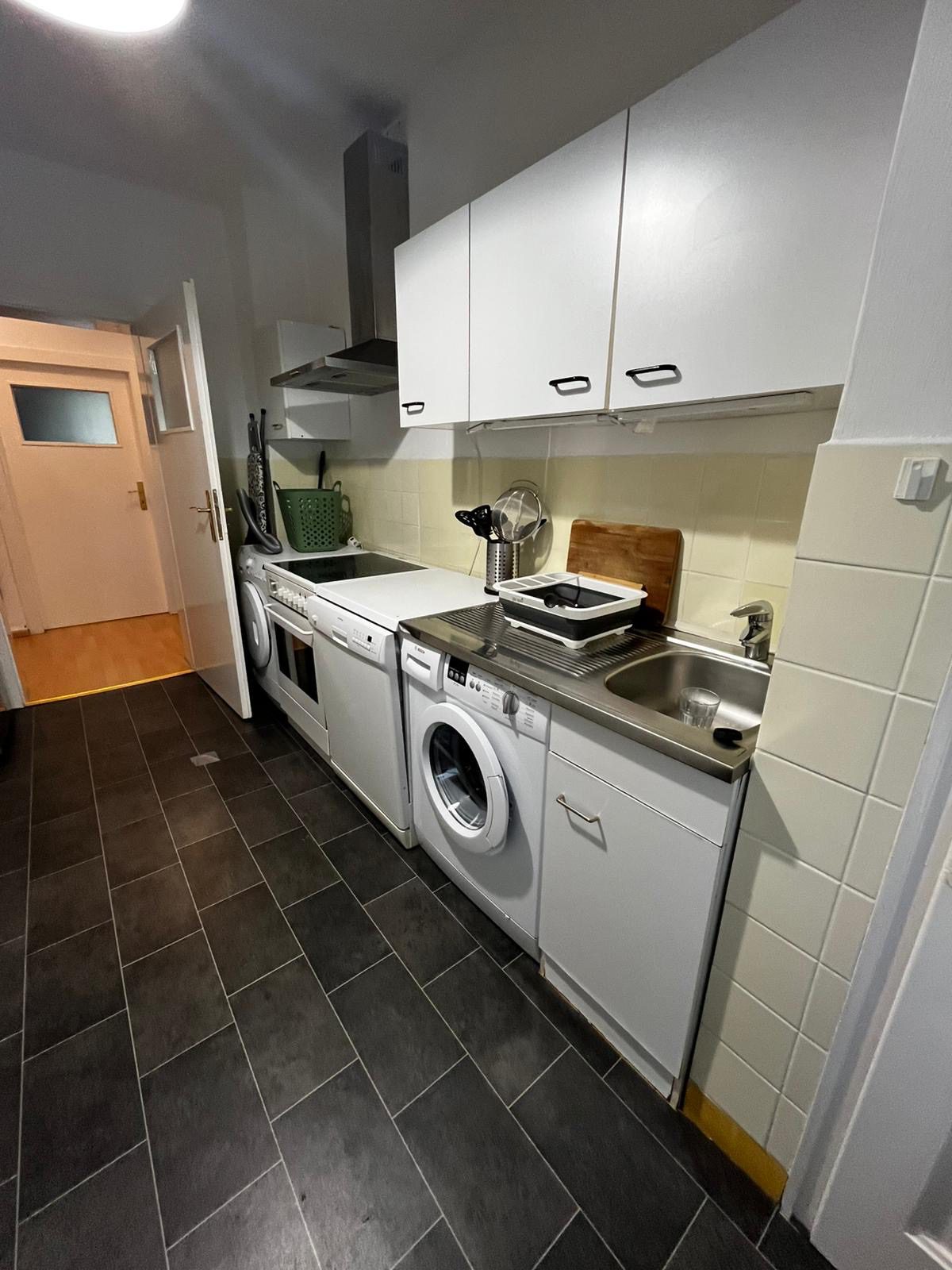 Zimmer Granada (2.OG, 1Zi, 18qm, Balkon)